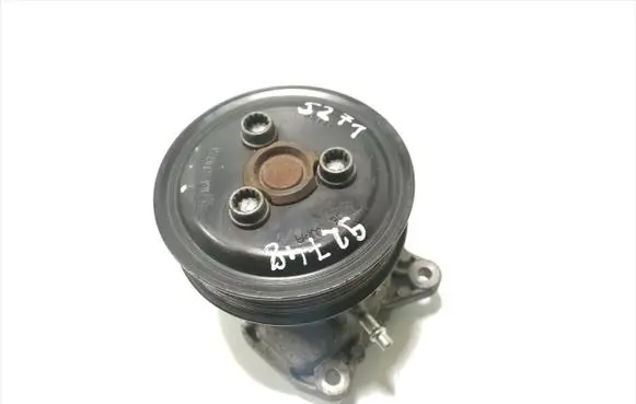 Volkswagen Polo V 6R Water pump 03F121031A