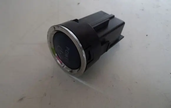 Toyota Auris E180 Tailgate/trunk/boot open switch 