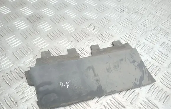 Opel Astra J Front mudguard 13373509