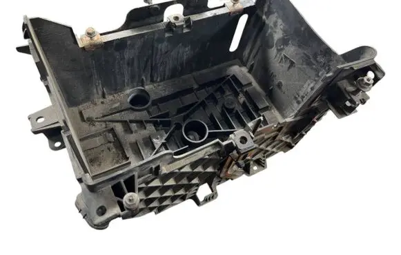 Renault Trafic III (X82) Battery box tray T06009A180