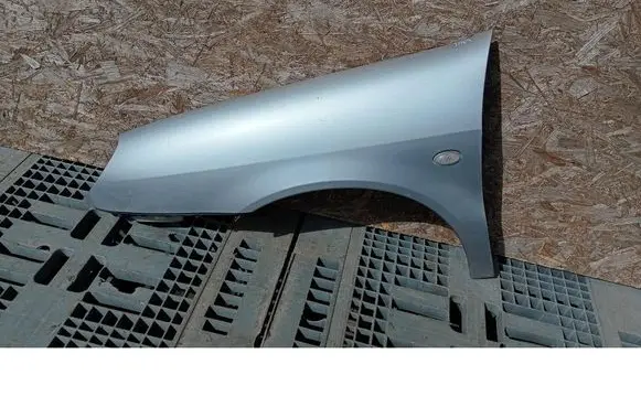 Citroen Xsara Picasso Fender 
