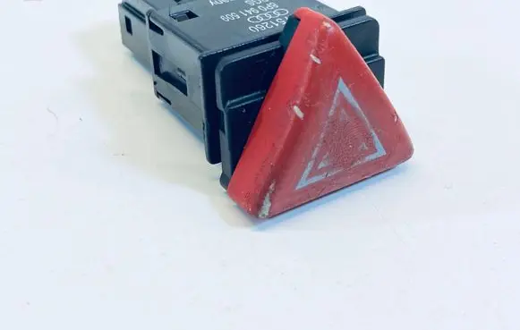 Audi A3 S3 8P Hazard light switch 8P0941509