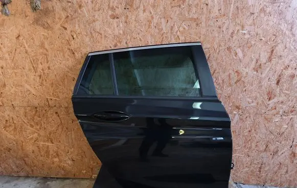 Opel Astra K Rear door GB9