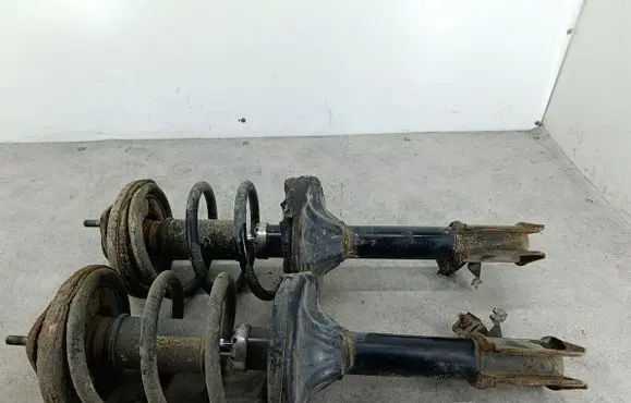 Mitsubishi Outlander Front shock absorber/damper 334398