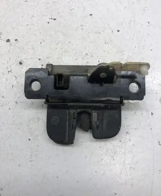 Volkswagen Touareg I Tailgate/trunk/boot lock/catch/latch 7L6827505