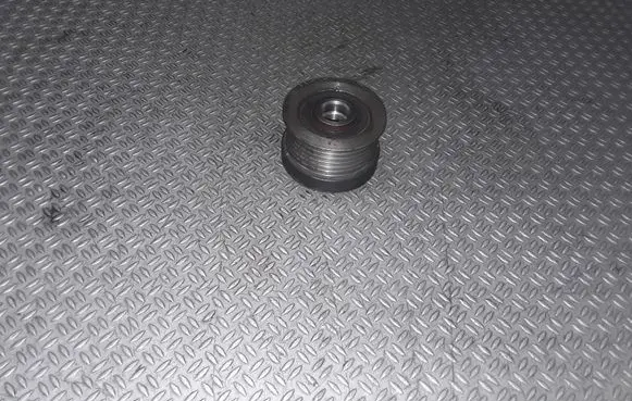 Volvo S60 Alternator pulley 