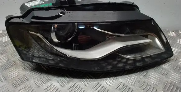 Audi A4 S4 B8 8K Headlight/headlamp 8K0941004C 0301240272