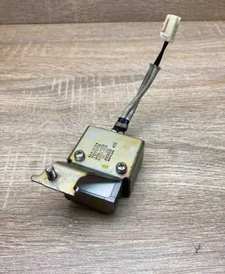 Toyota Prius (XW20) Heater blower motor/fan resistor 4453547020 0567770810