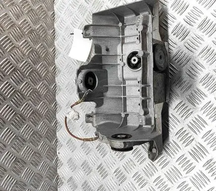 BMW i4 A/C compressor mount bracket 5A075D6