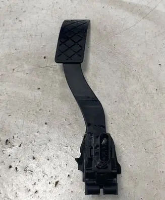 Skoda Superb B8 (3V) Accelerator throttle pedal 5Q1723503K 6PV01062181