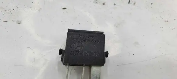 BMW 5 E39 Other relay 61361393412