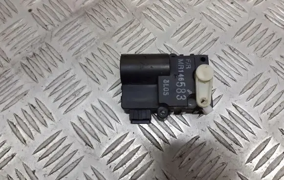 Volvo S40 A/C air flow flap actuator/motor MR146583