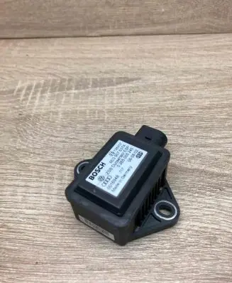 Audi A6 S6 C5 4B ESP acceleration yaw rate sensor 8E0907637A 0265005245