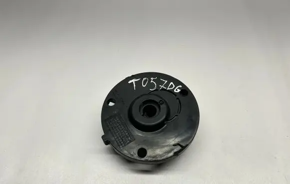 Mercedes-Benz C W205 Rear coil spring rubber mount 13784A