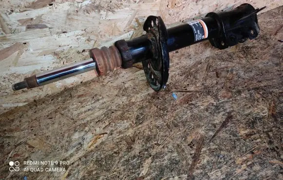 Cadillac BLS Front shock absorber/damper 824904003 824904003783
