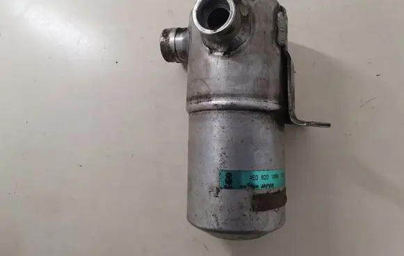 Audi A8 S8 D3 4E Air conditioning (A/C) air dryer 4E0820189N