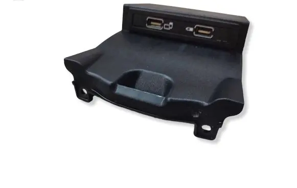 Mercedes-Benz A W176 USB socket connector A1728202100