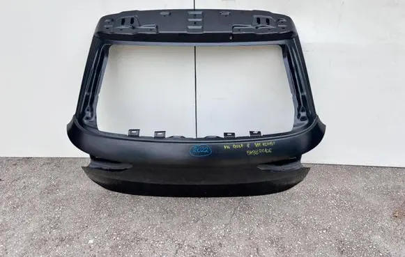 Volkswagen Golf VIII Tailgate/trunk/boot lid 5H9827106