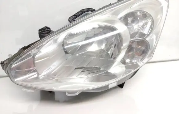 Peugeot Partner Headlight/headlamp 9677202480 90013220