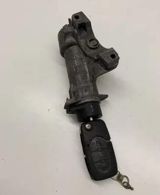 Audi A6 S6 C5 4B Ignition lock 4B0905851C