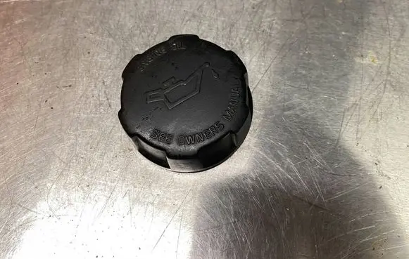 Volvo S80 Oil filler cap 