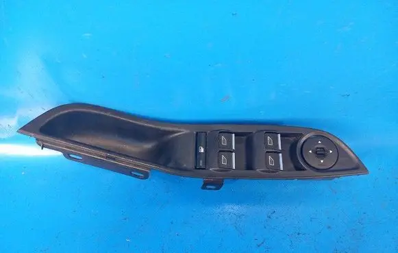Ford Focus Electric window control switch F1ET14A132AB