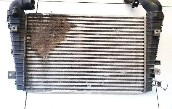 Opel Zafira B Intercooler radiator 13223395