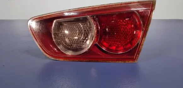 Mitsubishi Lancer VIII Rear/tail lights P5614R