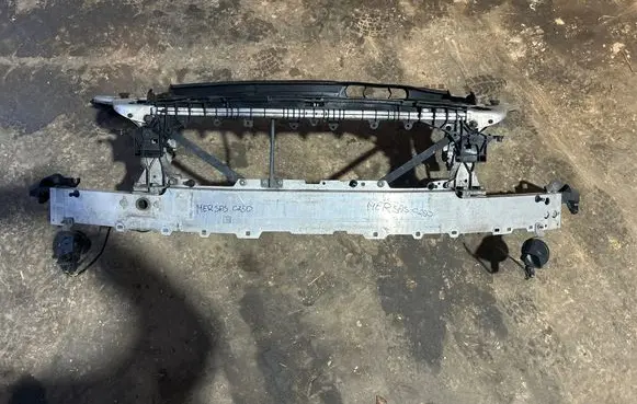 Mercedes-Benz C W205 Radiator support slam panel A2056202034