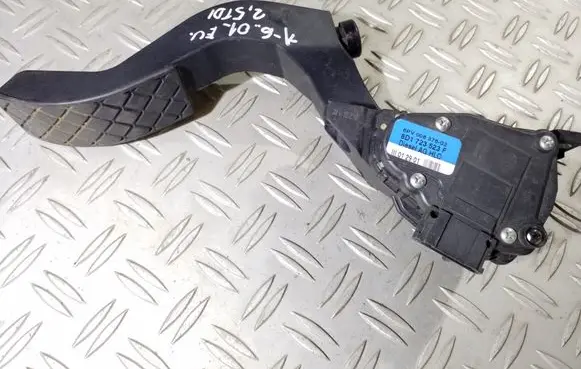 Audi A6 S6 C5 4B Accelerator throttle pedal 8D1723523F 6PV00837602