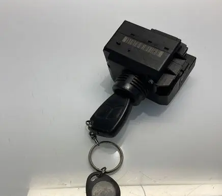 Mercedes-Benz E W211 Ignition lock 2115451008 2004253930206182 A2115451008