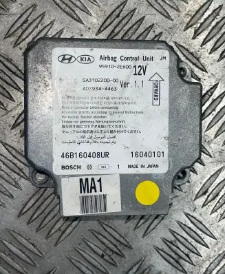 Hyundai Tucson JM Airbag control unit/module 959102E600 4079344463 SA310220000