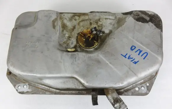 Fiat Uno Fuel tank 120823