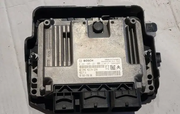 Citroen DS3 Engine ECU kit and lock set 9666325680