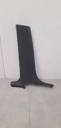 (B) pillar trim (bottom)