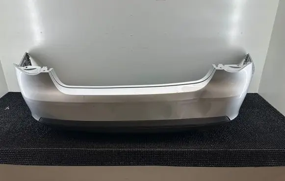 Volkswagen Jetta V Rear bumper 1K5807521A