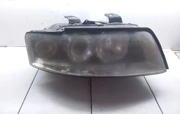 Audi A4 S4 B6 8E 8H Headlight/headlamp 69938240