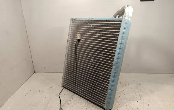 Air conditioning (A/C) radiator (interior)