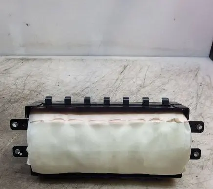 Hyundai Santa Fe Passenger airbag