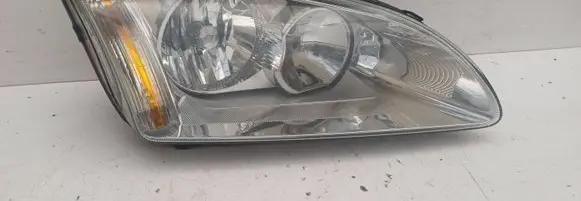 Ford Focus Headlight/headlamp 4M5113K060AAA 4M5X13K060AA
