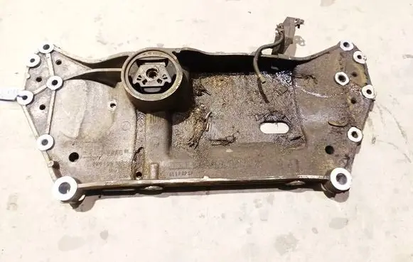 Skoda Octavia Mk2 (1Z) Front subframe