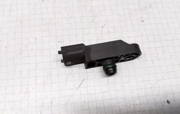 Renault Megane II Air pressure sensor 8200168253 0281002566