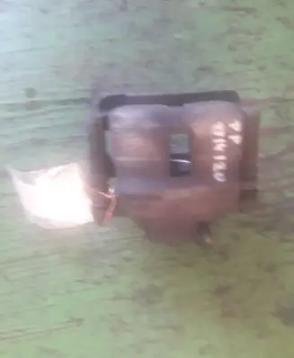 Nissan Primera Front brake caliper