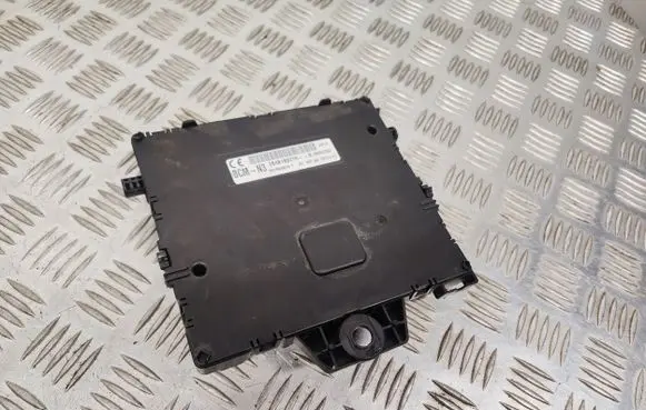 Opel Movano B Comfort/convenience module 284B18927R