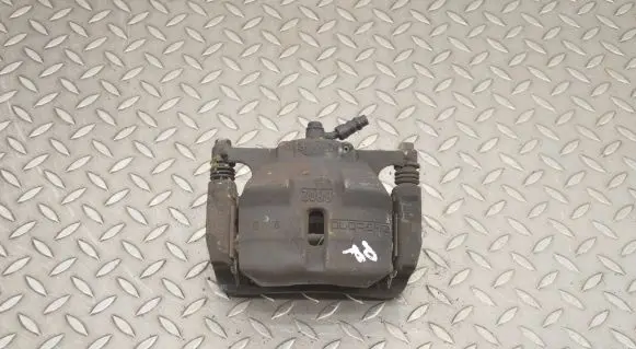 Nissan X-Trail T32 Front brake caliper