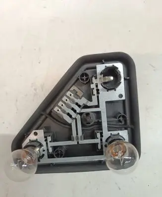 BMW 5 E39 Tail light bulb cover holder 8371326