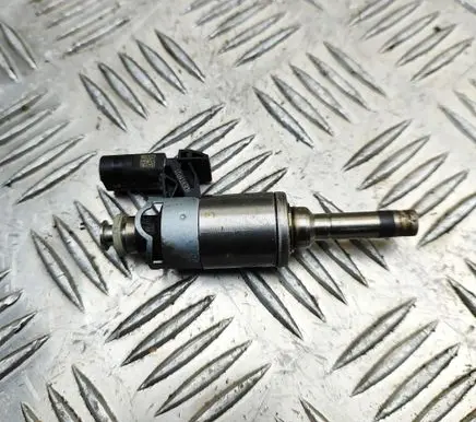Volkswagen Golf VII Fuel injector 04E906036AF 04E133036A