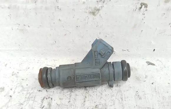 Smart ForTwo I Fuel injector 0280155814 0003099V004