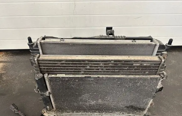 Jaguar XF X250 Radiator set 