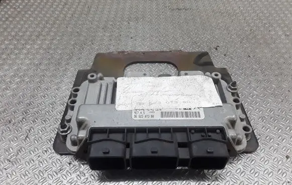 Citroen C4 I Engine control unit/module 9662307380